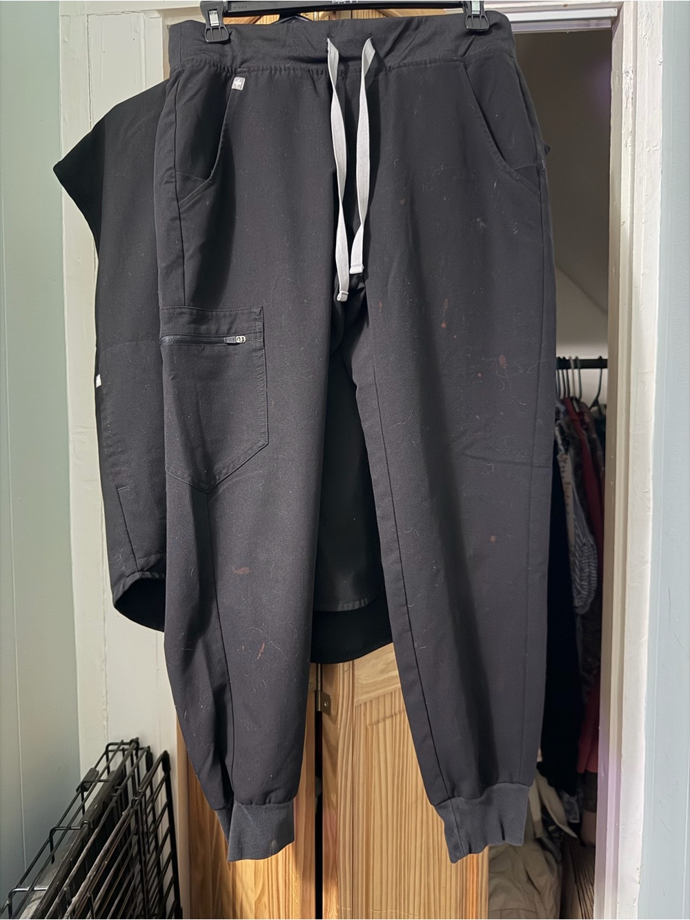 Figs Black Women's Drawstring Scrub Set with White Ties